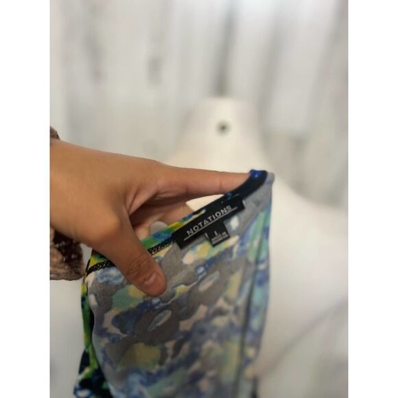 Green blouse - Picture 4 of 5